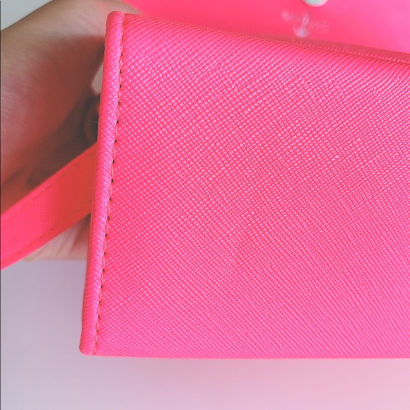 Mermies pink purse - Picture 4 of 8